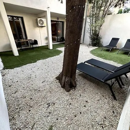 Bdsm Tantra Love Room & Spa Miramas Exterior photo