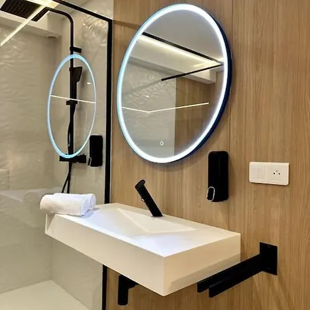 Bdsm Tantra Love Room & Spa Miramas Exterior photo