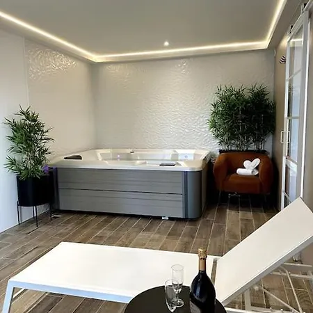 Bdsm Tantra Love Room & Spa Miramas Exterior photo