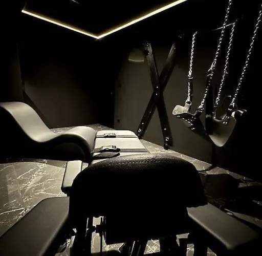 Bdsm Tantra Love Room & Spa