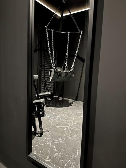 Bdsm Tantra & Apartment *